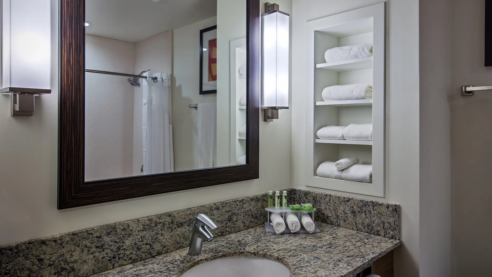Holiday Inn Express & Suites Kailua-Kona By Ihg USA